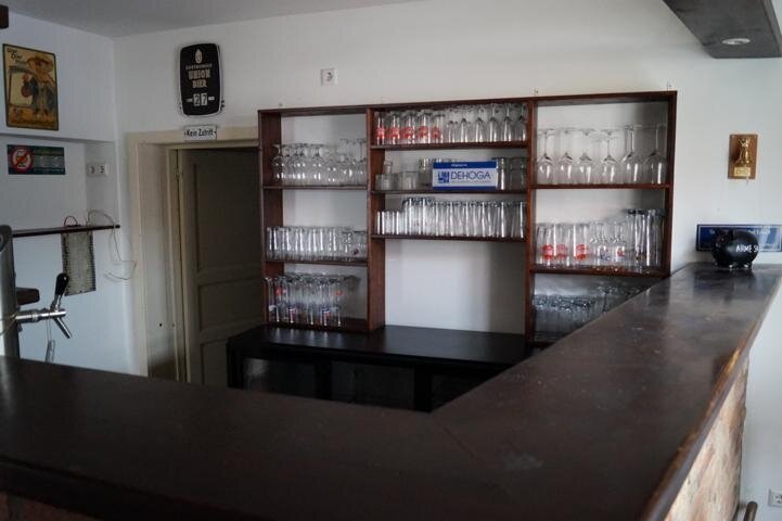 Historisches Gasthaus mit Biergarten, Fremdenzimmern und Pött und Pann