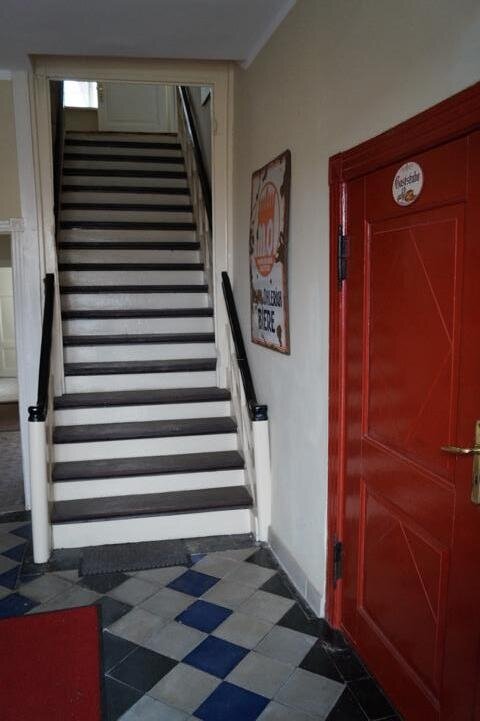 Historisches Gasthaus mit Biergarten, Fremdenzimmern und Pött und Pann