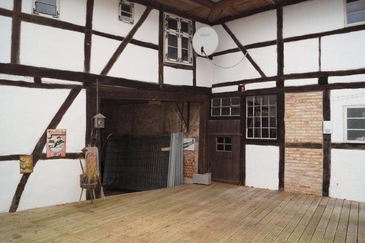 Historisches Gasthaus mit Biergarten, Fremdenzimmern und Pött und Pann