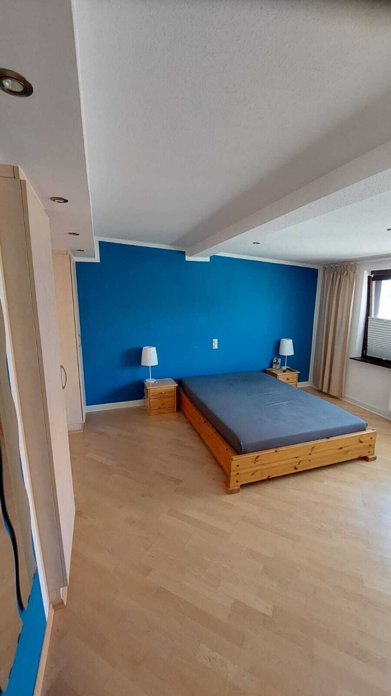 Schlafzimmer m. Einbauschränken Schlafzimmer m. Einbauschränken
